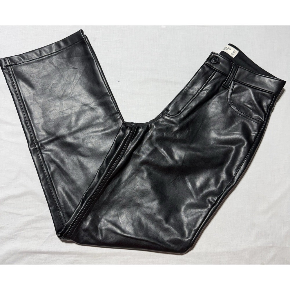Abercrombie & Fitch Curve Love Vegan Leather 90s Relaxed Pant Black Size 27/4